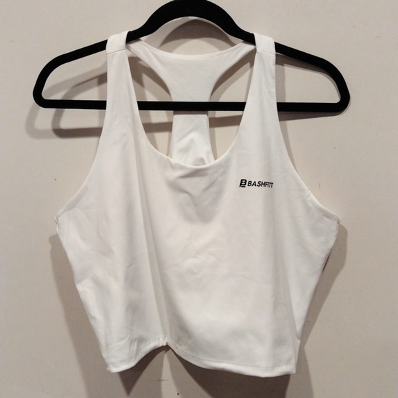 Bashfitt Tops - Bashfitt Women's White Racerback Cropped Top Sz 4XL-Workout Bra- Runs Smaller